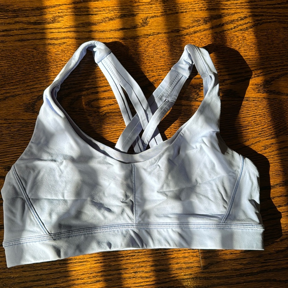 Lululemon sports bra